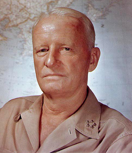 L'amiral Chester W. Nimitz -- Photo © US Navy. -