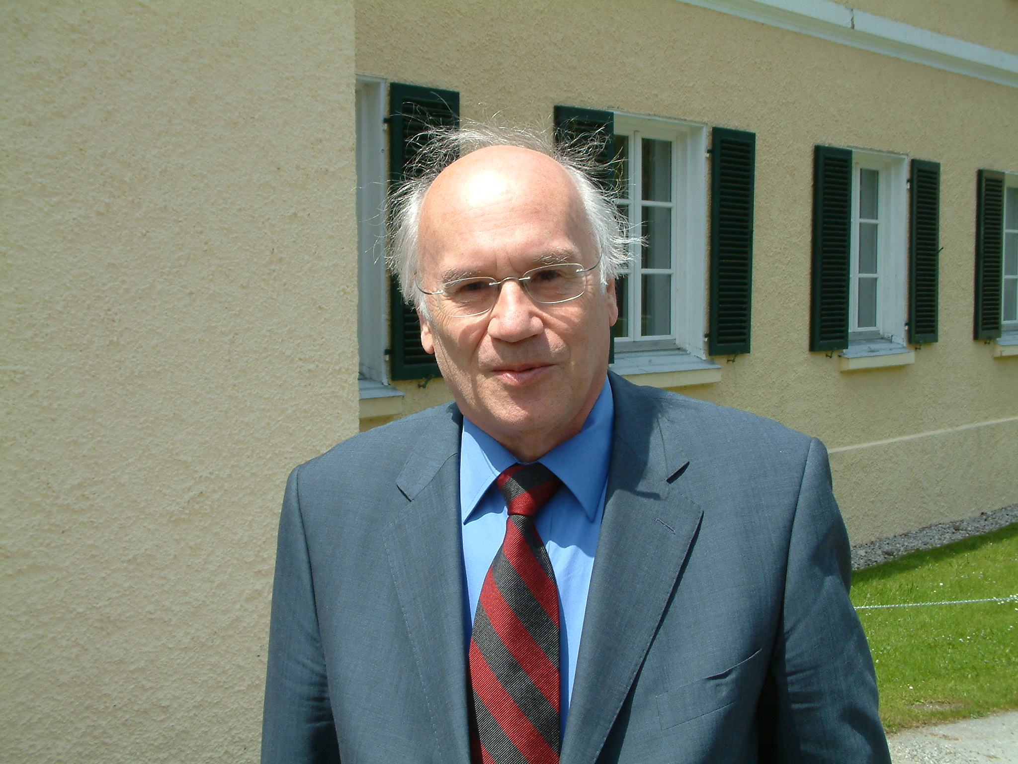 Wolbert Smidt, ancien 1er directeur au BND, président du GKND -- Photo © Joël-François Dumont. -