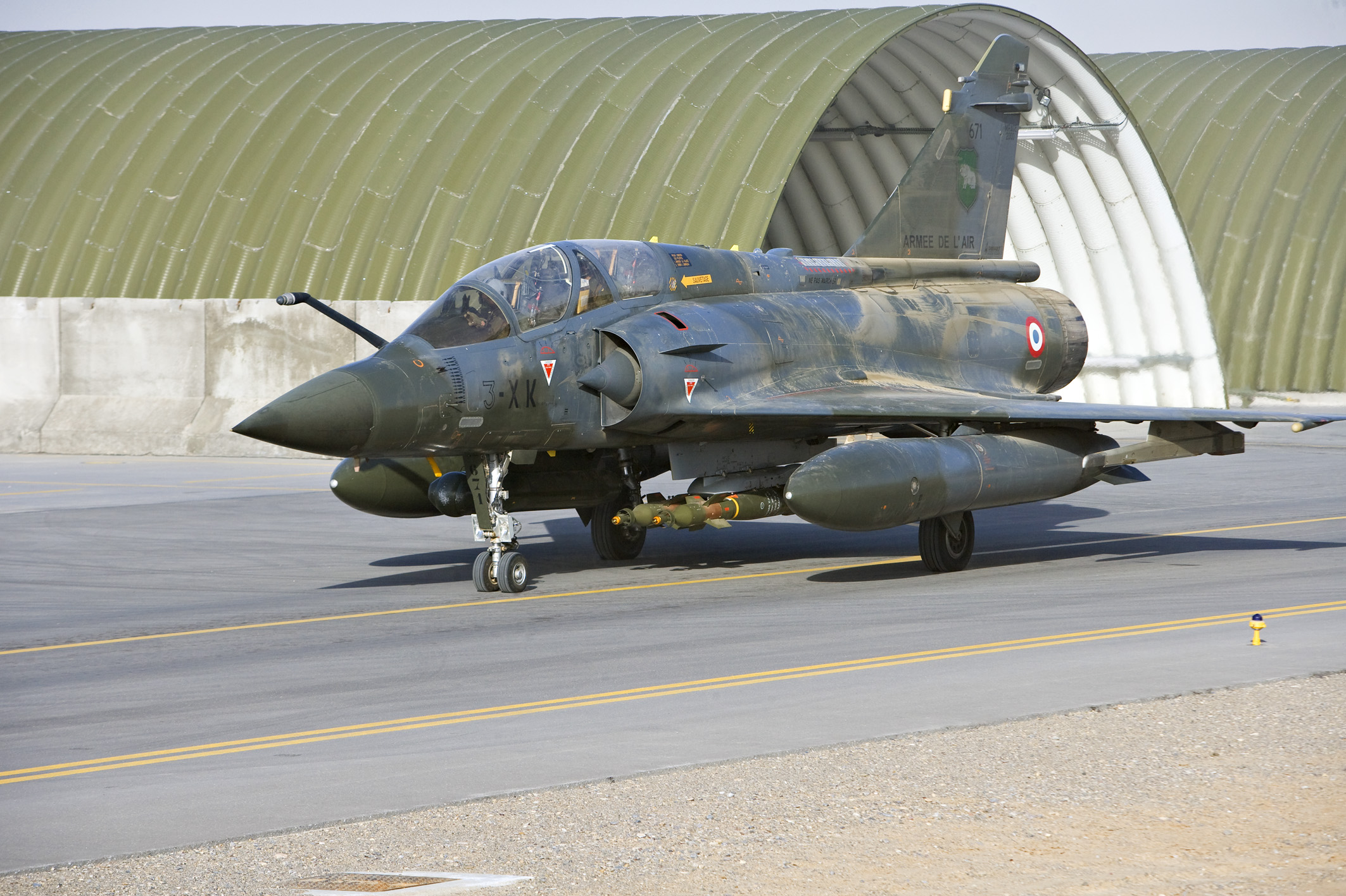 Départ en mission d'un Mirage 2000D -- Photo © Armée de l'Air. -