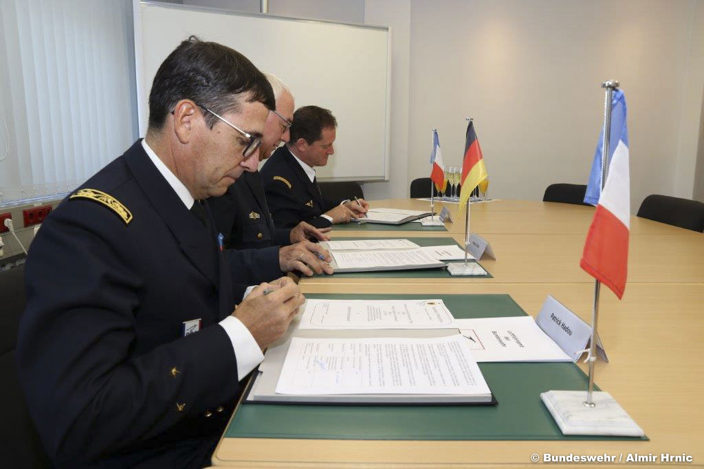 L’IGA Patrick Hadou, directeur de l'autorité technique de la direction général de l'Armement (DGA) -- -- Photo Almir Hrnic © Bundeswehr. -