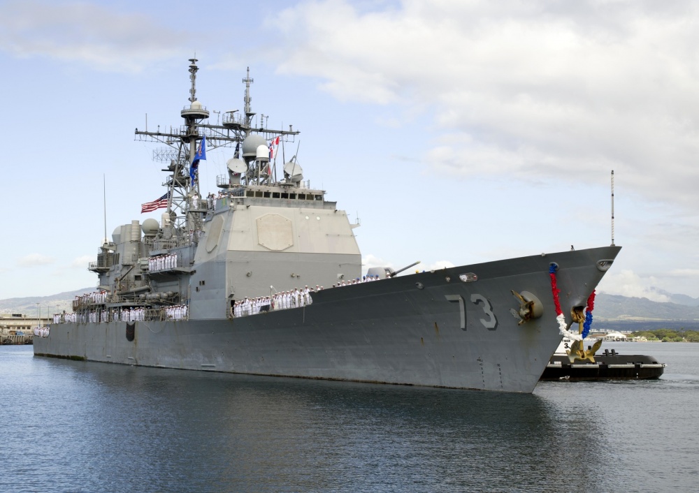 The guided-missile cruiser USS Port Royal returns to its homeport at Pearl Harbor in Hawaii, March 24, 2017. The Port Royal had completed a 212-day deployment to the Arabian Sea, the Arabian Gulf, the Gulf of Oman, the Red Sea, the Gulf of Aden, the South China Sea, the Western Pacific and the Indian Ocean. Navy photo by Petty Officer 2nd Class Jeff Troutman. -