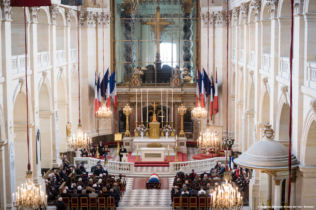 Cérémonie religieuse en la cathédrale Saint-Louis des Invalides -- Photo Olivier Ravenel © Armée de l'air. -