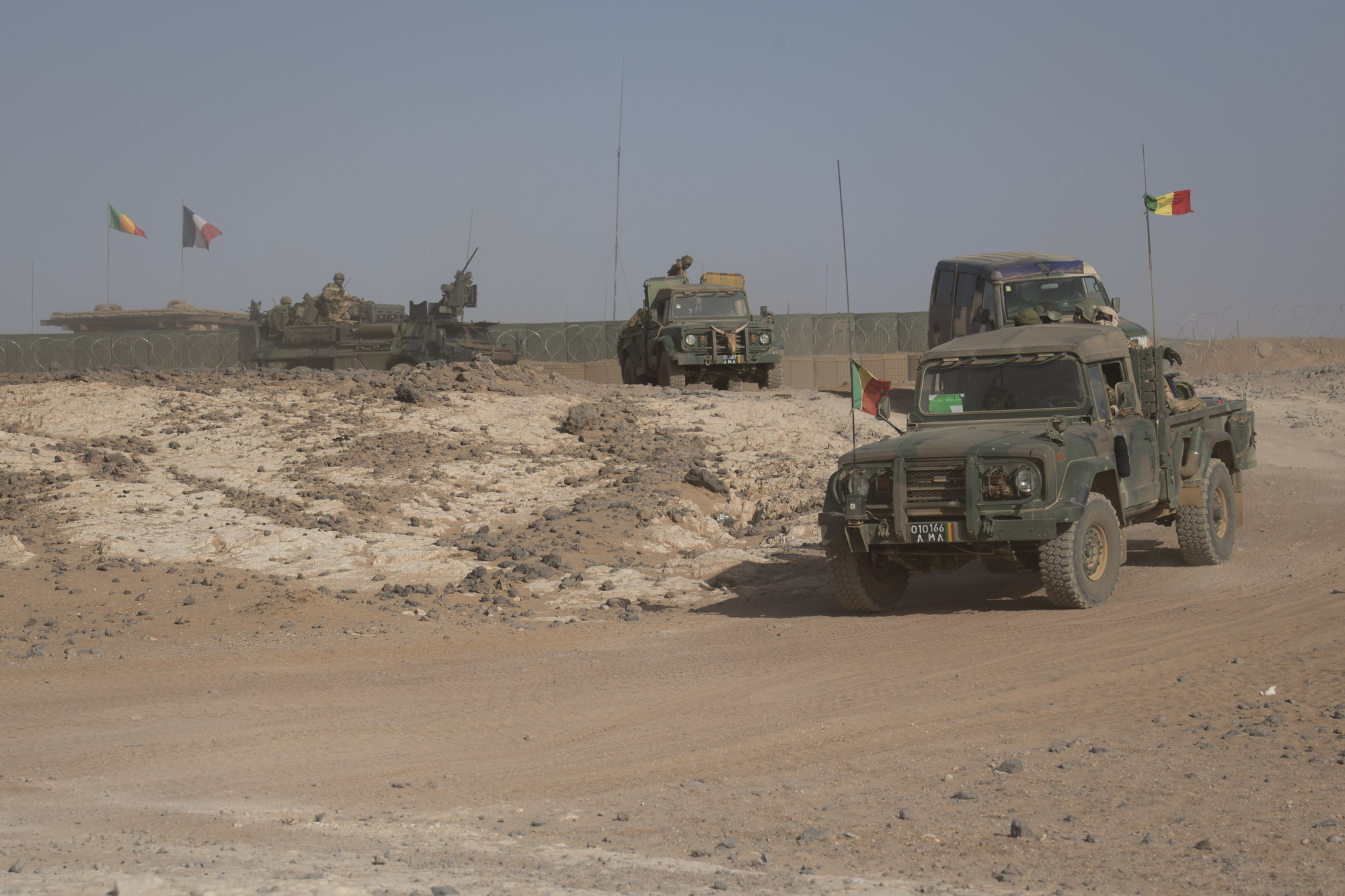 Patrouilles conjointes avec les forces armées maliennes – Photo EMA © Arnaud Karaghezian -