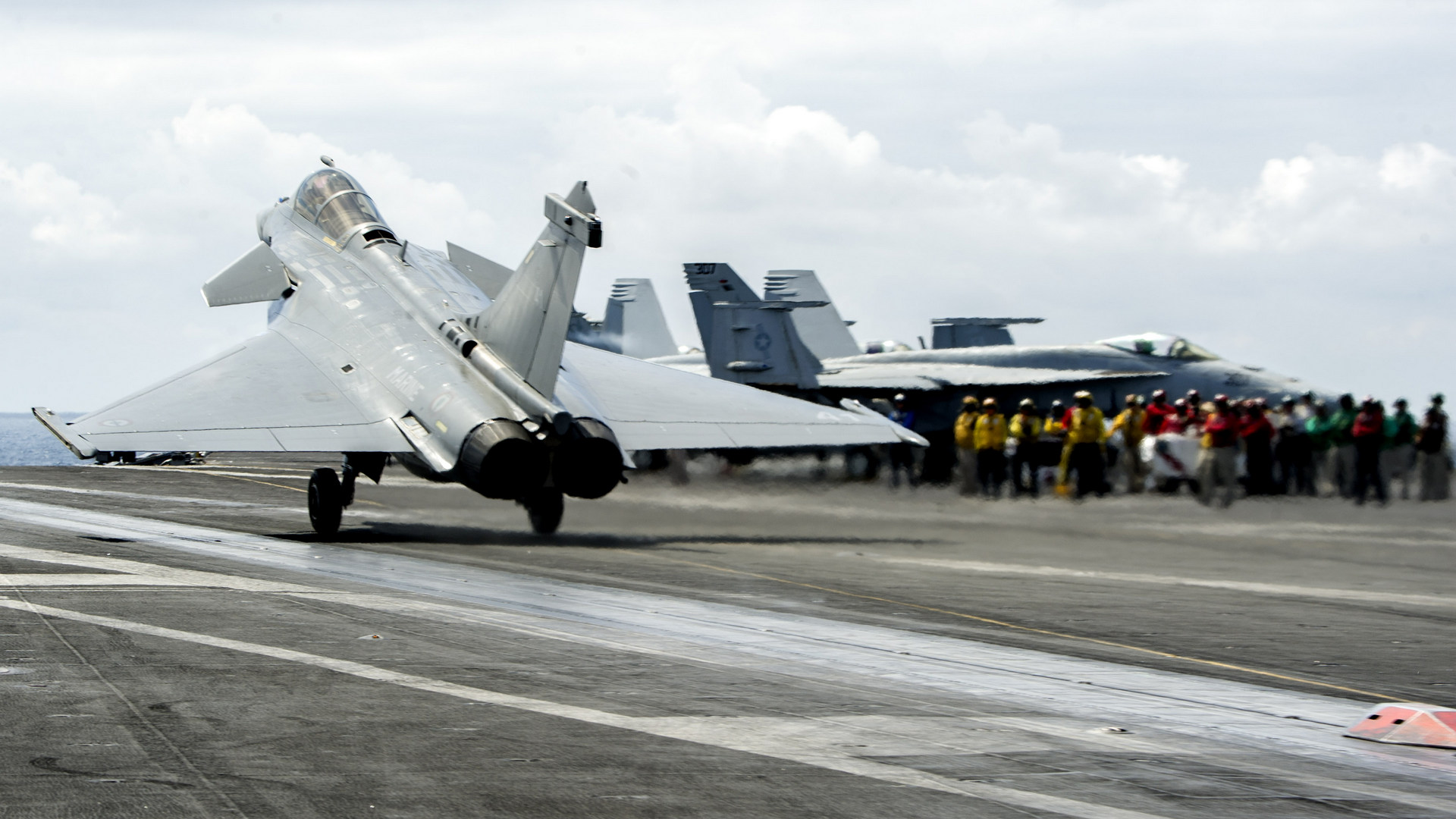 Atlantic Ocean (July 3, 2018) A French Dassault Rafale M Fighter lands on the flight deck of the Nimitz-class aircraft carrier USS Harry S. Truman (CVN 75). Harry S. Truman is deployed as part of an ongoing rotation of U.S. forces supporting maritime security operations in international waters around the globe -- U.S. Navy photo by Mass Communication Specialist 3rd Class Rebekah A. Watkins.