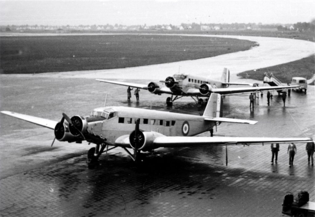 JU-52 AAC1 n°254 du « Maine » à Tempelhof -- Photo Collection © Pierre Cornu.