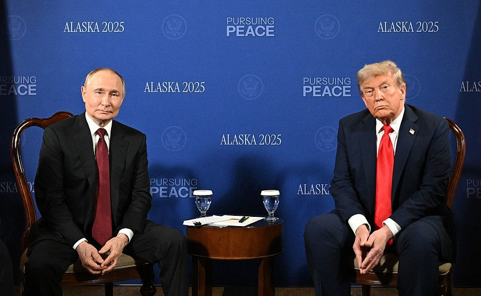 Poutine et Trump à Anchorage — Photo kremlin.ru