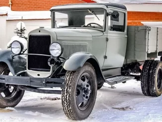 GAZ AA sur le modèle de Ford AA) — Photo Archives soviétiques