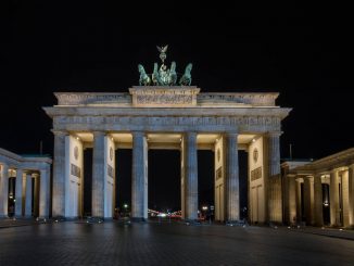 Berlin - Porte de Brandenburg — Photo Stargazer