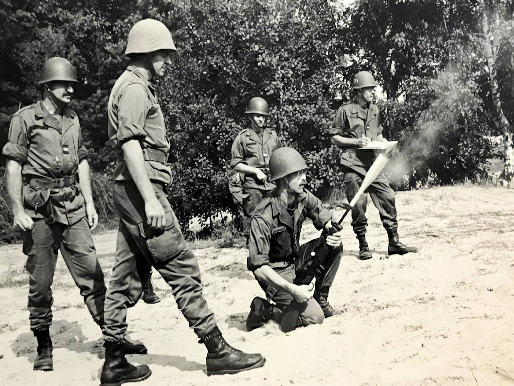 Instruction des élèves gendarmes — Archives © Gendarmerie Nationale Berlin