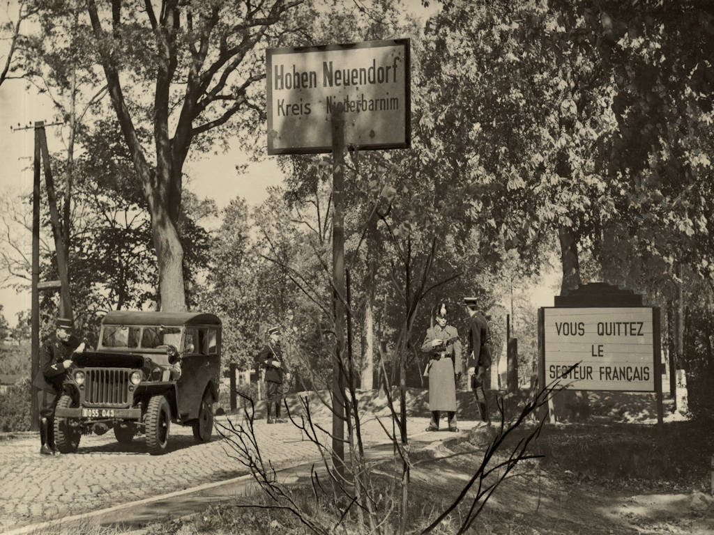 Contrôles du secteur français avec la police de Berlin — Archives © Gendarmerie Nationale Berlin