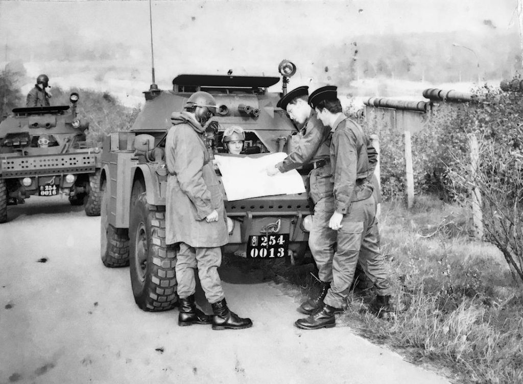 Une patrouille le long du mur — Archives © Gendarmerie Nationale (Berlin)