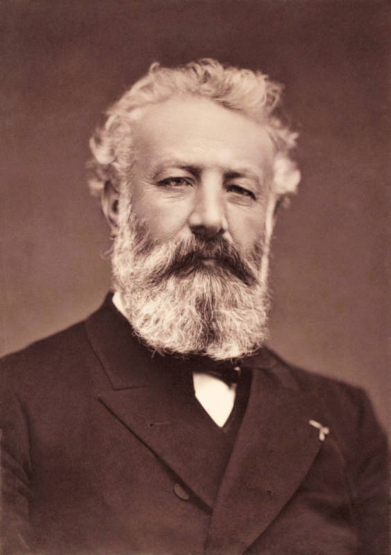 - Jules Verne par Etienne Carjat Jules Verne par Étienne Carjat