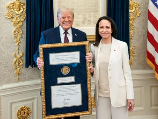 Donald Trump & Mme Machado © White House Photo / Daniel Torok