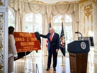 Donald Trump Boulevard — Photo White House