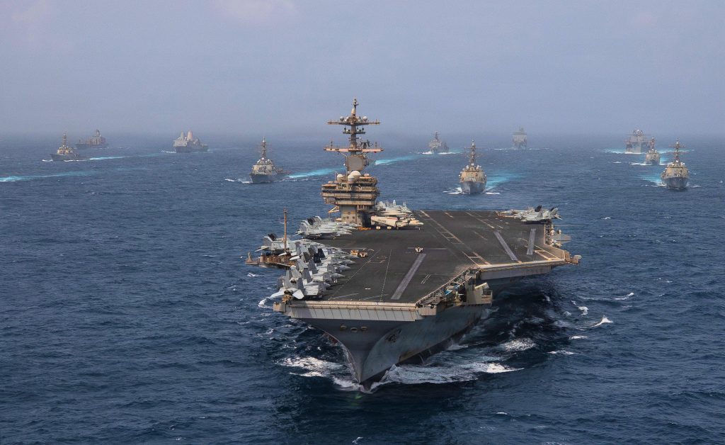 - 260630 N D0477 1126b Groupe porte-avions de l’US Navy en mer d’Arabie — Photo US Central Command Public Affairs