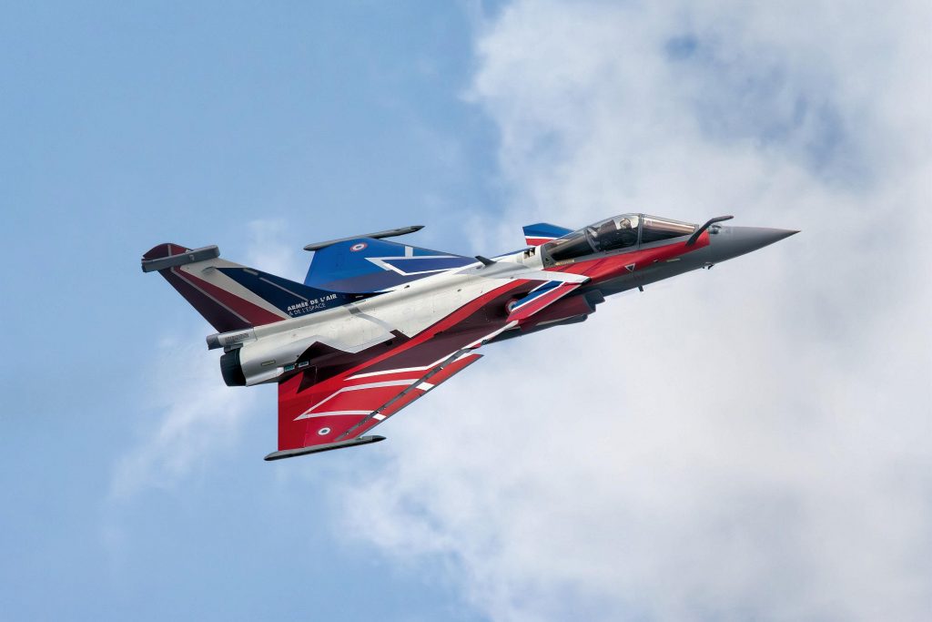 - DA00058789SDemonstration en vol du Rafale Solo Display 1 -