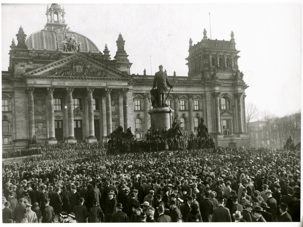 - Berlin 1918 25ba103392 -