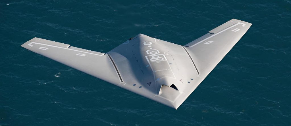 nEUROn en vol au-dessus du P.A. Charles de Gaulle — Essais à la mer afin d'étudier l'utilisation d'un drone de combat dans un contexte naval — Photo © Dassault Aviation - A. Pecchi